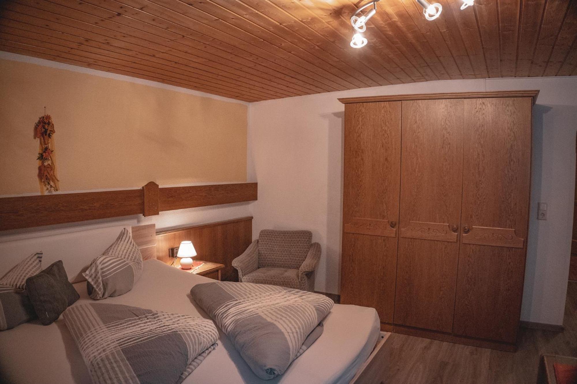 Haus Bergwind Apartment Санкт Леонард им Пицтал Екстериор снимка