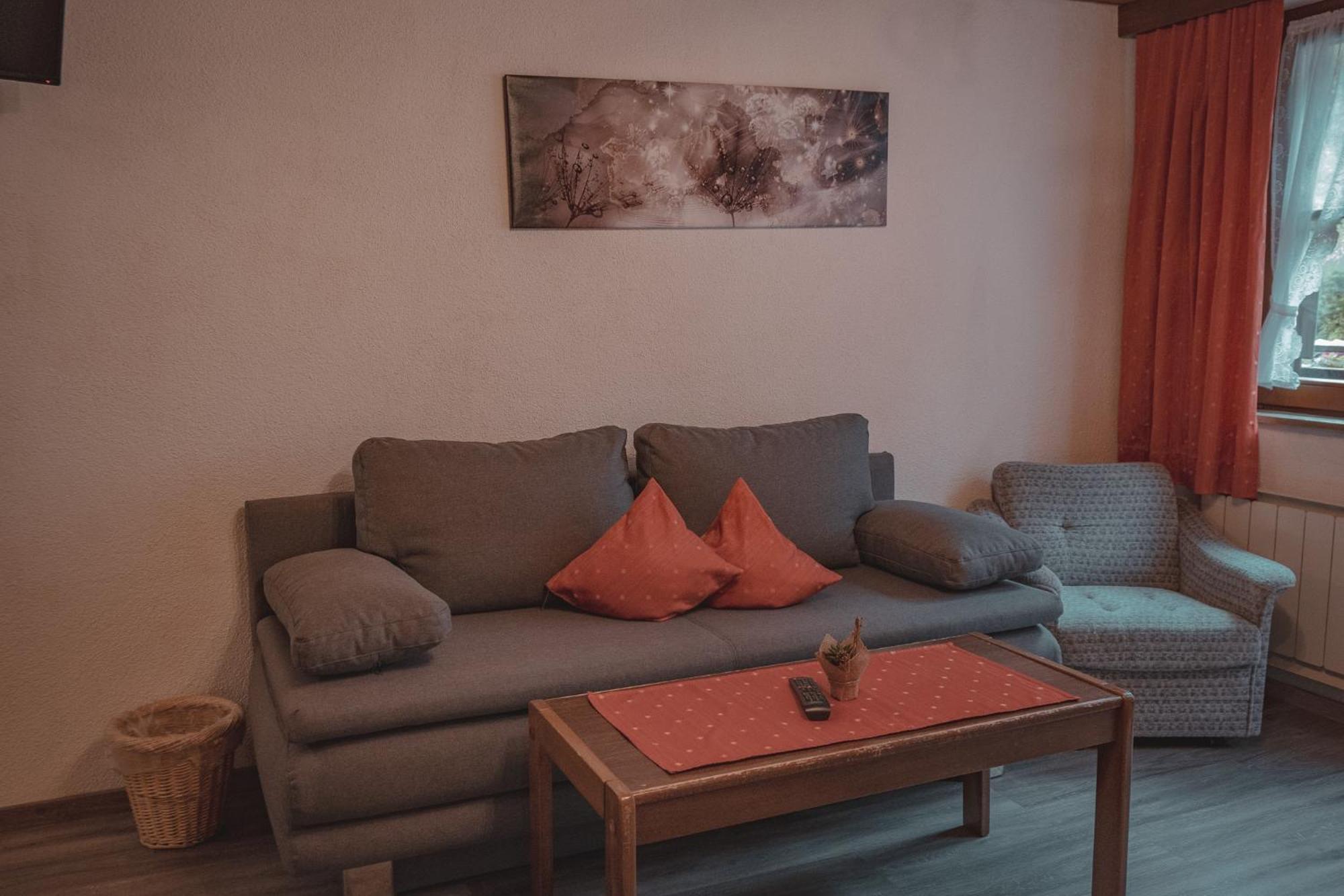 Haus Bergwind Apartment Санкт Леонард им Пицтал Екстериор снимка